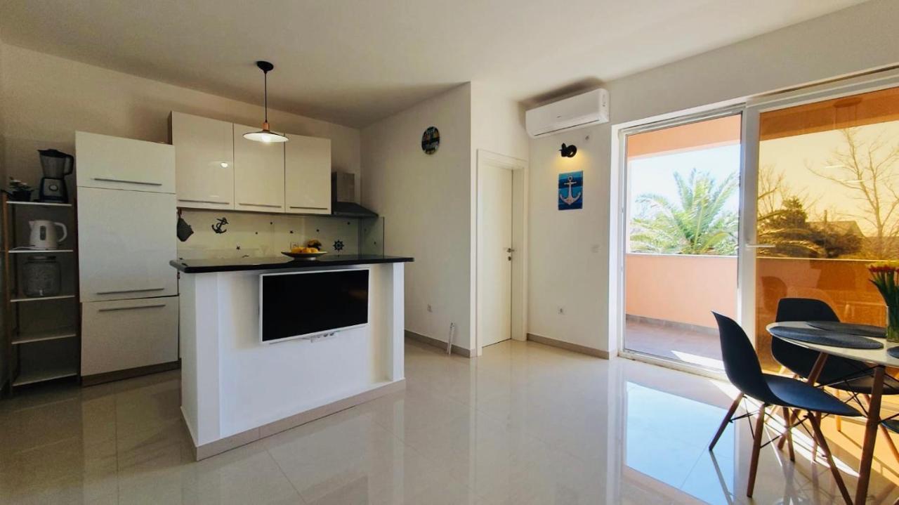 Apartman Petar ราชานาส ภายนอก รูปภาพ