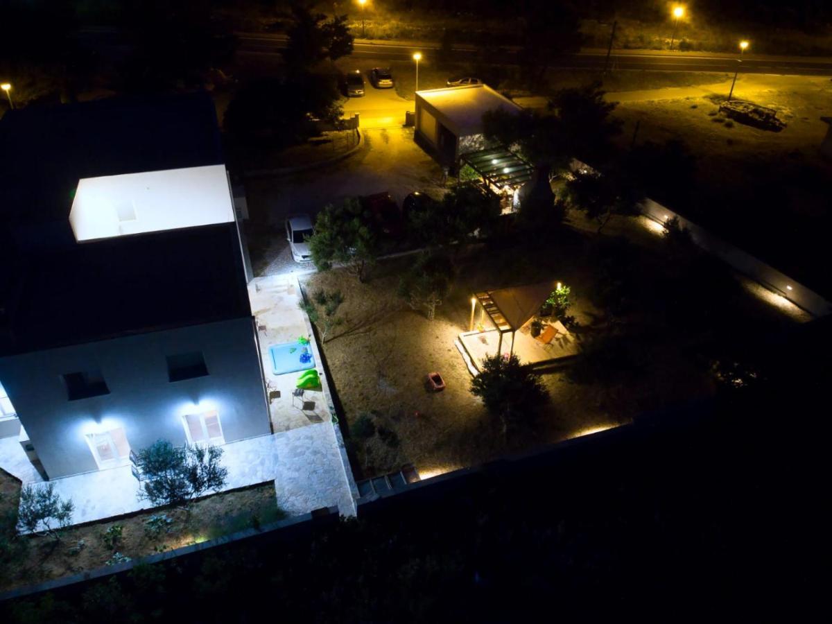 Apartman Petar ราชานาส ภายนอก รูปภาพ